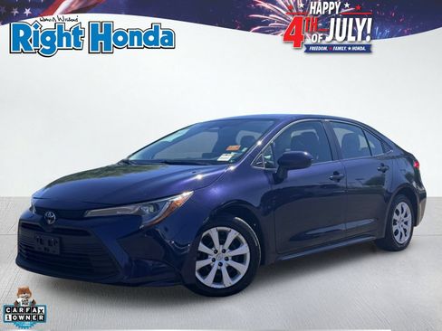 Used 2024 Toyota Corolla LE FWD image 1
