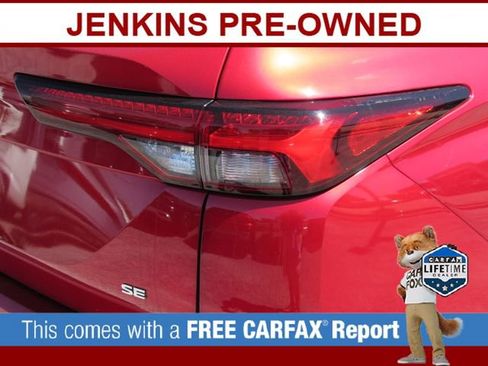 Used 2023 Mitsubishi Outlander SE image 13