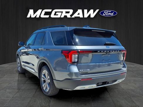 Used 2025 Ford Explorer Active w/ Active Comfort Package AWD/4WD image 6
