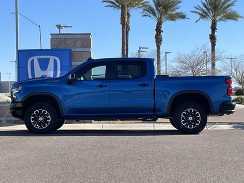 Used 2022 Chevrolet Silverado 1500 ZR2 w/ Technology Package image 8