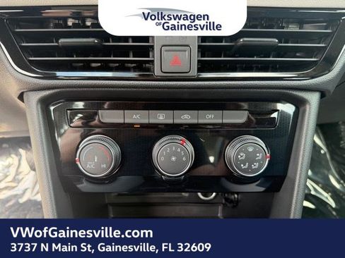 New 2026 Volkswagen Taos S image 19