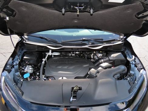 New 2026 Honda Odyssey Touring image 10