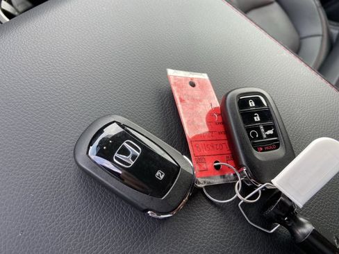 Used 2026 Honda Pilot Black Edition image 44