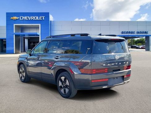 Used 2025 Hyundai Santa Fe SEL image 3