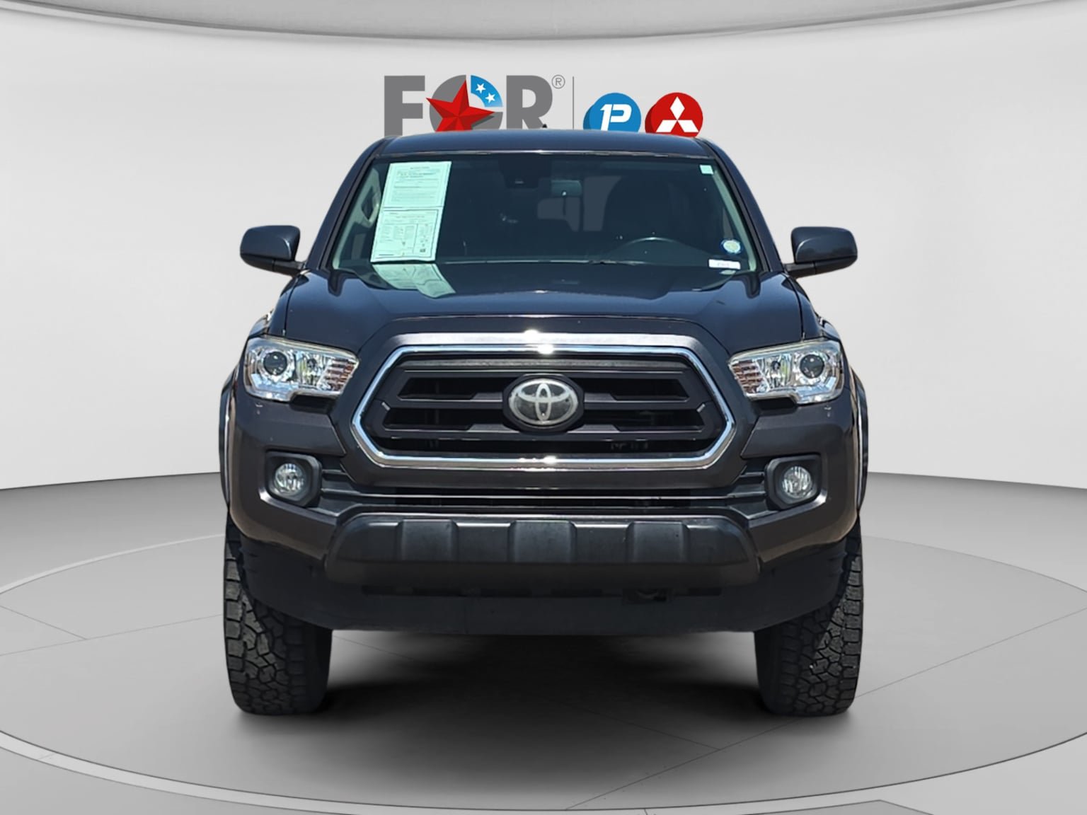 Used 2020 Toyota Tacoma SR5 RWD image 8