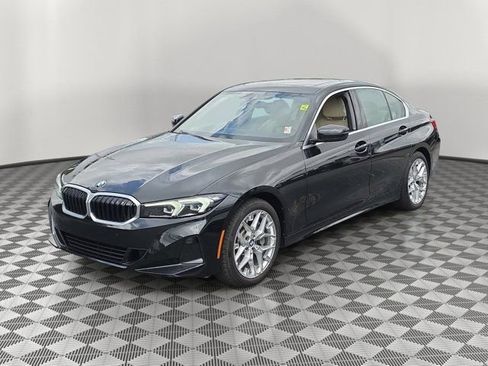 Used 2025 BMW 330i Sedan RWD image 3