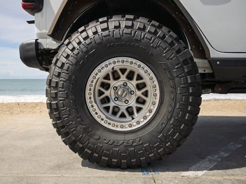 Used 2024 Jeep Wrangler Unlimited Rubicon 392 AWD/4WD image 18