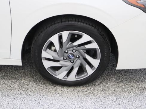 Used 2025 Subaru Legacy Limited AWD/4WD image 5