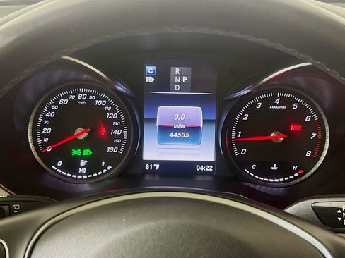 Used 2019 Mercedes-Benz GLC 300 4MATIC image 13