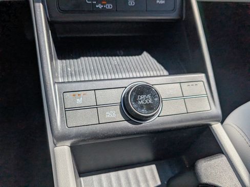 Used 2024 Hyundai Kona SEL FWD image 14