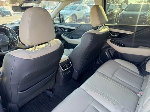 Used 2020 Subaru Outback Limited image 16