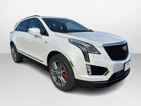 New 2026 Cadillac XT5 Sportv w/ LPO, Floor Liner Package image 2