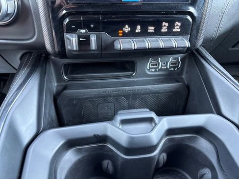 Used 2022 RAM 1500 Limited w/ Body-Colour Bumper Group AWD/4WD image 17