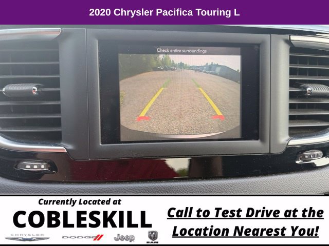 Used 2020 Chrysler Pacifica Touring-L w/ S Appearance Package FWD image 17