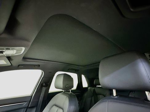 Used 2025 Audi Q3 2.0T Premium image 26