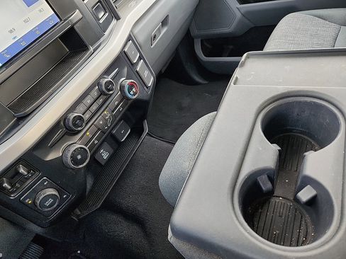 Used 2024 Ford F350 XLT image 12