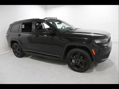 Used 2024 Jeep Grand Cherokee L Altitude