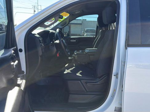 Used 2021 Chevrolet Silverado 2500 W/T w/ WT Convenience Package AWD/4WD image 9