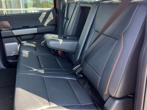 New 2025 Ford F250 Lariat w/ Black Appearance Package image 14