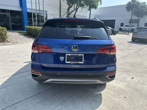 Used 2024 Volkswagen Taos SE FWD image 32