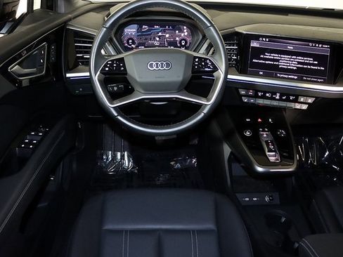 Used 2024 Audi Q4 e-tron Premium Plus w/ Premium Plus image 3