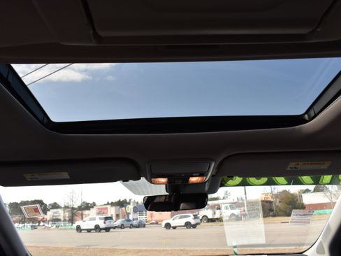 Used 2018 Honda Odyssey Elite image 33