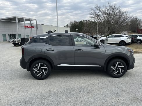 New 2026 Nissan Kicks SV w/ Cold Weather Package image 4