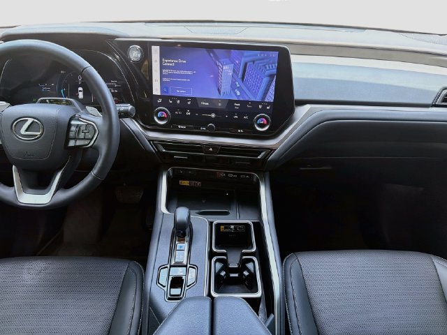 Used 2024 Lexus TX 350 FWD w/ Captains Chair Package image 18