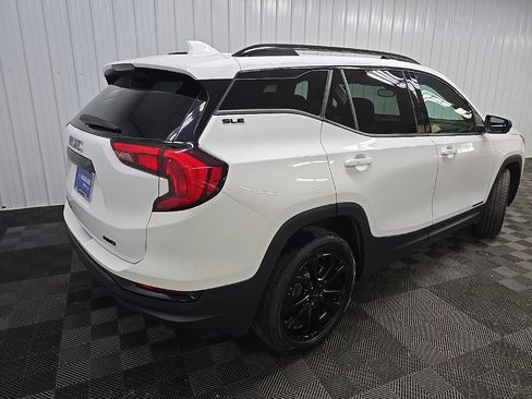 Used 2021 GMC Terrain SLE w/ Elevation Edition AWD/4WD image 10