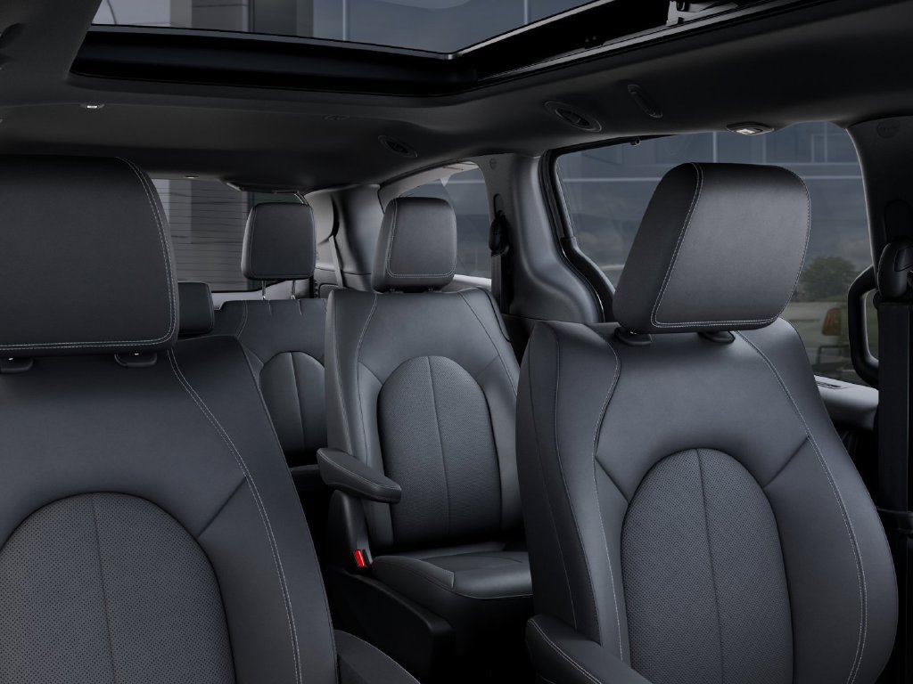 New 2026 Chrysler Pacifica Select FWD image 26