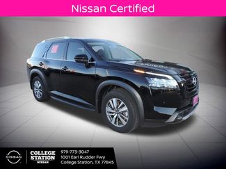 Certified 2023 Nissan Pathfinder SL w/ Lighting Package (N92) video 1