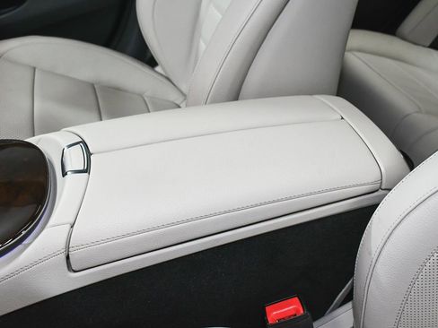 Used 2022 Mercedes-Benz E 450 4MATIC All-Terrain Wagon image 52