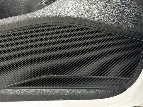 Used 2020 Volkswagen Passat 2.0T R-Line image 19