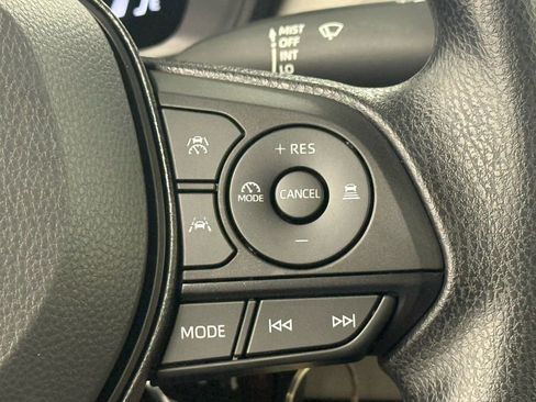 Used 2026 Toyota Corolla LE FWD image 21