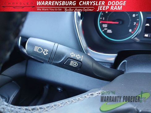 Used 2024 Chevrolet Traverse RS image 20