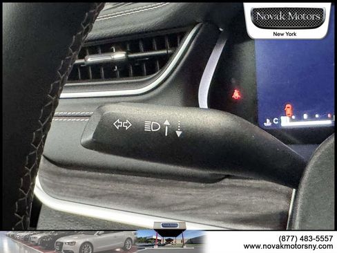 Used 2023 Jeep Grand Cherokee Limited AWD/4WD image 18