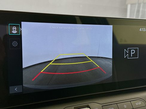 Used 2025 Kia K4 FWD image 22