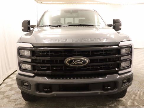 Used 2023 Ford F250 Lariat w/ Lariat Ultimate Package image 4