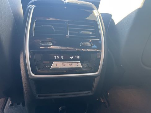 Used 2023 BMW X5 xDrive40i w/ Parking Assistance Package image 11