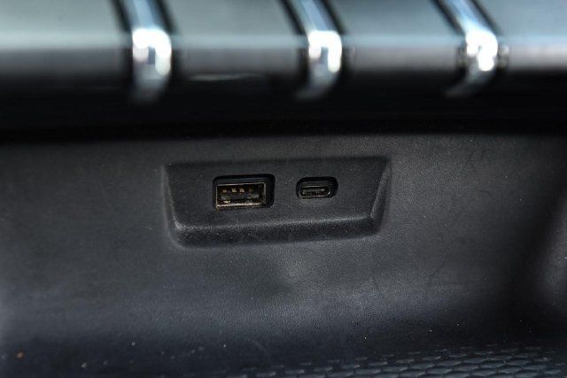 Used 2025 GMC Terrain Elevation FWD image 17