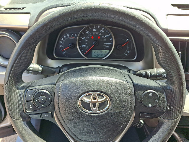 Used 2014 Toyota RAV4 XLE AWD/4WD image 4