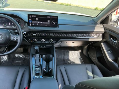 Used 2024 Honda Accord EX-L image 16