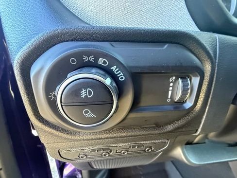 New 2026 Jeep Gladiator Sport image 17