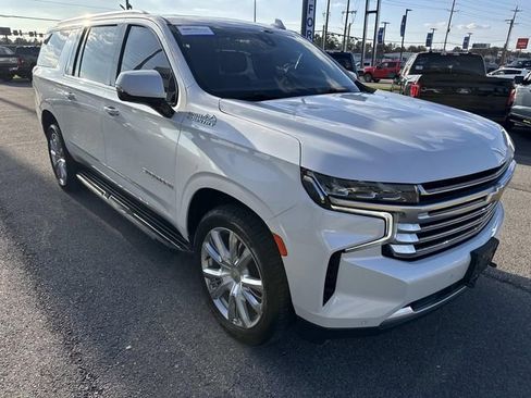 Used 2021 Chevrolet Suburban High Country image 3