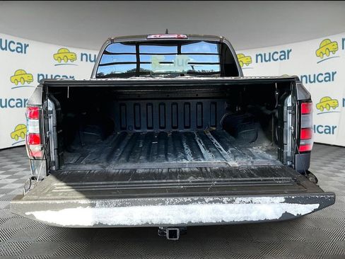 Used 2023 Nissan Frontier SV w/ Midnight Edition Package image 10