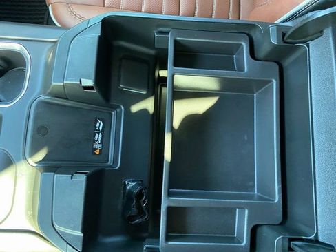 Used 2024 GMC Sierra 3500 Denali Ultimate image 23