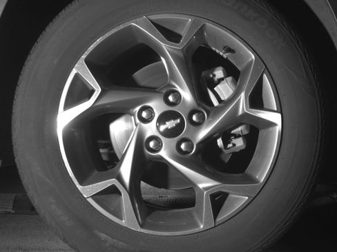 Used 2025 Chevrolet Trax LT w/ LT Convenience Package FWD image 13