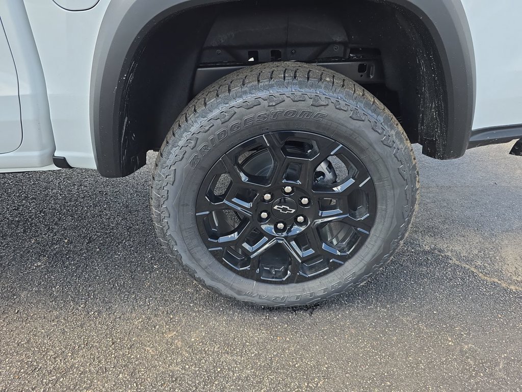 New 2026 Chevrolet Colorado Trail Boss AWD/4WD image 38