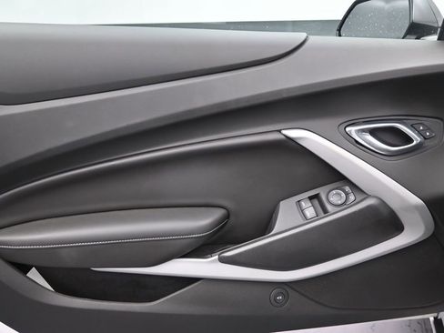Used 2019 Chevrolet Camaro SS image 12
