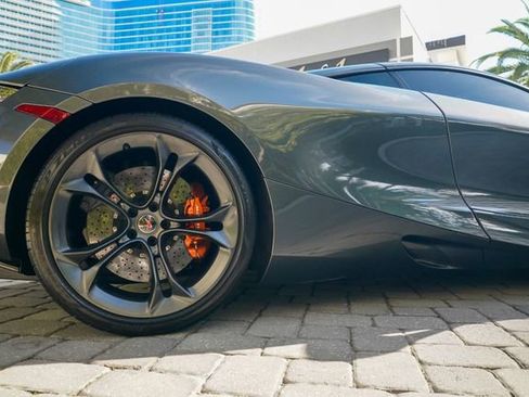 Used 2018 McLaren 720S Performance image 30